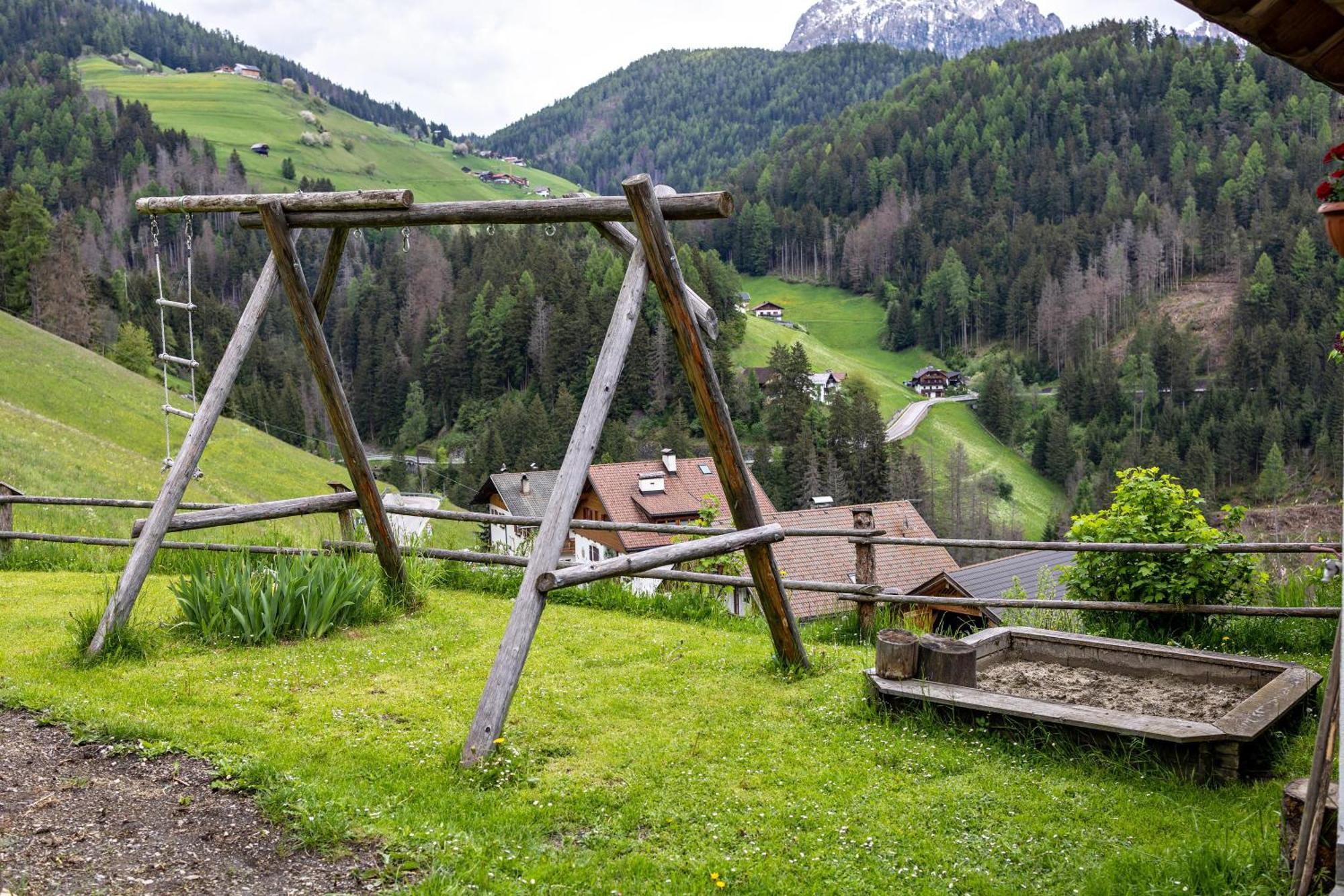 Bolser App Plan De Corones San Vigilio Di Marebbe Ruang foto